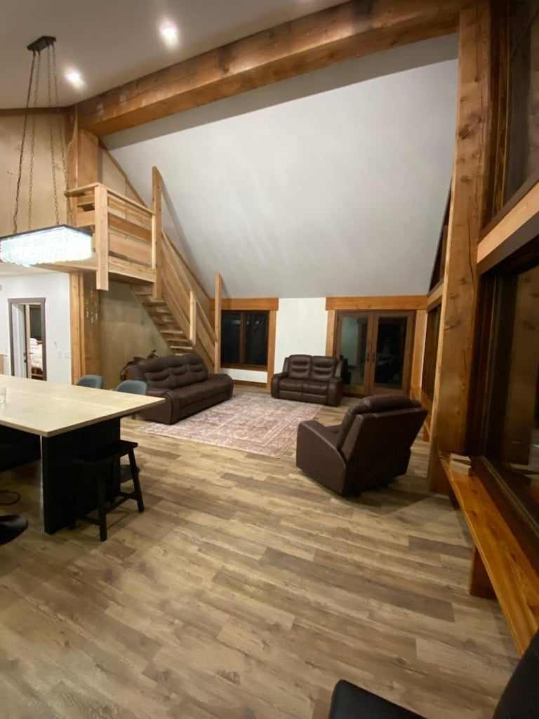 River Safari Mountain View Suite Блу Ривър Екстериор снимка